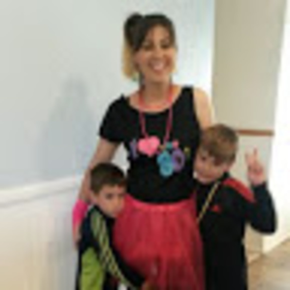 Meet your Posher, Rachael - Picture 1 of 1